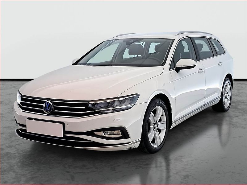 Volkswagen Passat (2020) 2.0 TDI, Automat, Kůže, Navi - fotka 2 z 21