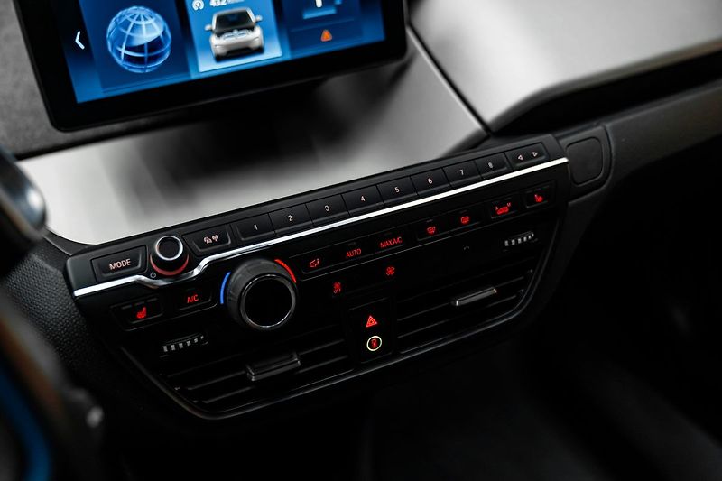 BMW i3 - fotka 11 z 28