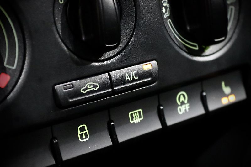 Škoda Rapid Spaceback 1.2 TSI 81 kW - fotka 24 z 26