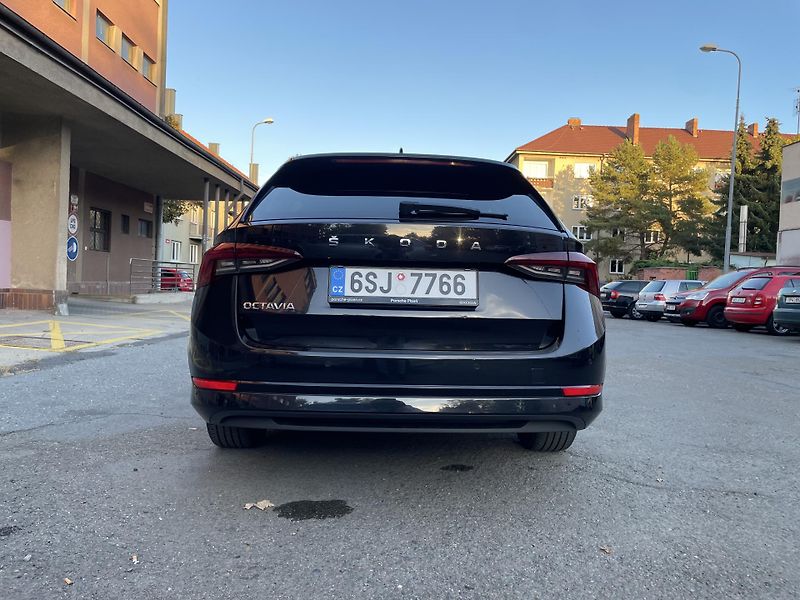 Škoda Octavia (2021) 2.0 TDi Style M6 TOP LED - fotka 6 z 14