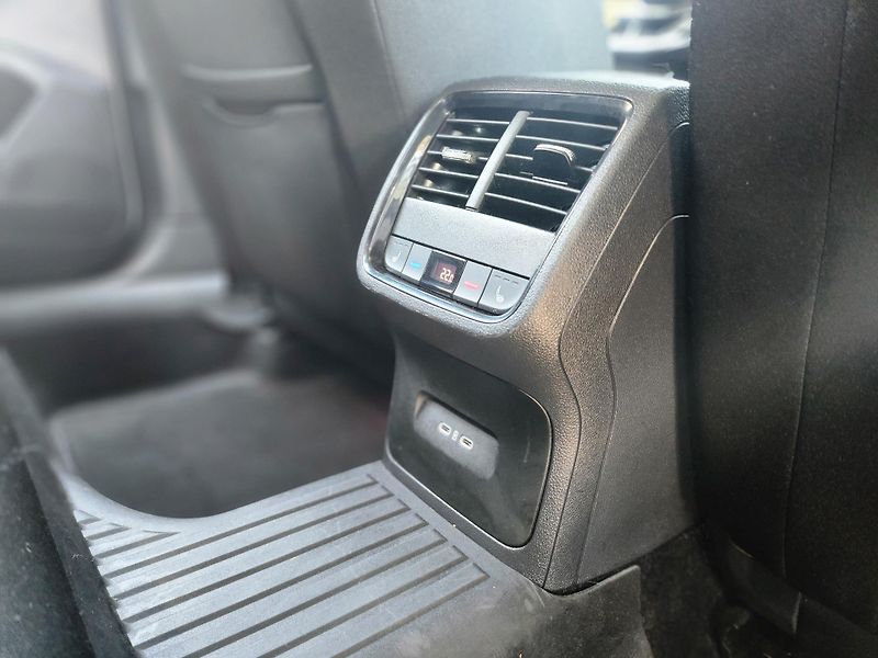 Škoda Octavia RS 2.0 TDI 147 kw DSG 4x4 Comb - fotka 24 z 26