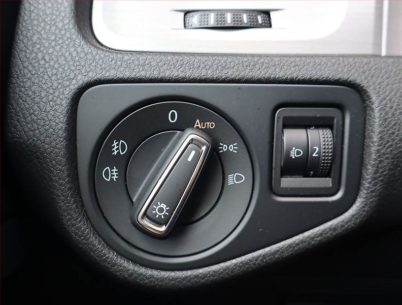 Volkswagen Golf (2015) 1.6 TDI, Serv.kniha, Tempomat - fotka 17 z 20