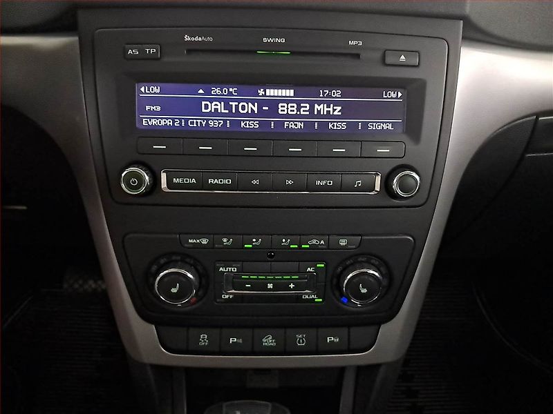 Škoda Yeti (2010) 2.0 TDI, 4X4, Automat, ČR - fotka 12 z 19
