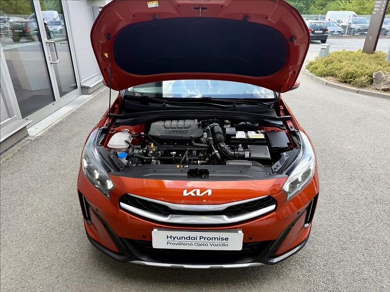Kia XCeed 1,5 T-GDI DCT  Top Tažné - fotka 22 z 25