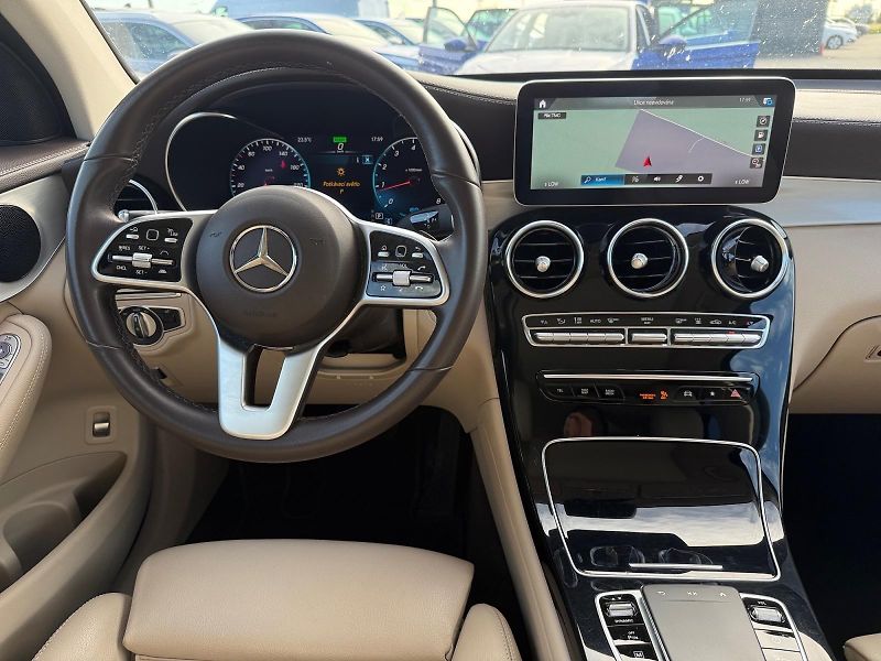 Mercedes-Benz GLC (2022) 200 145kW 4MATIC CZ DPH - fotka 10 z 11