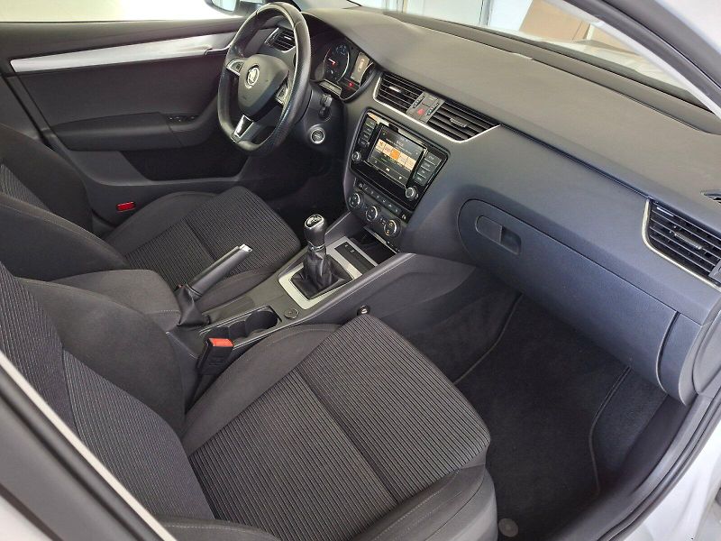 Škoda Octavia (2017) Combi Style 1,6TDi 81kW - fotka 13 z 31