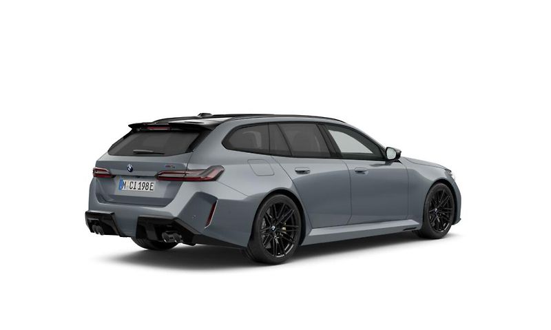 BMW M5 Touring - fotka 2 z 4