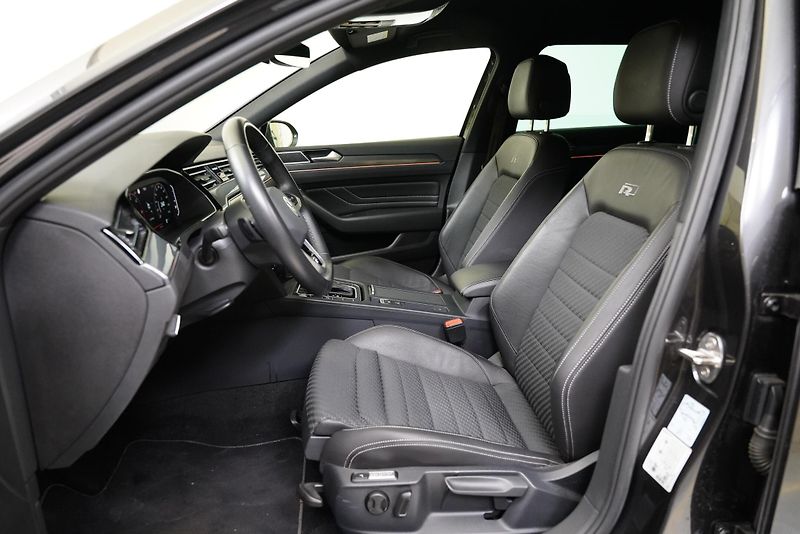 Volkswagen Passat - fotka 11 z 27