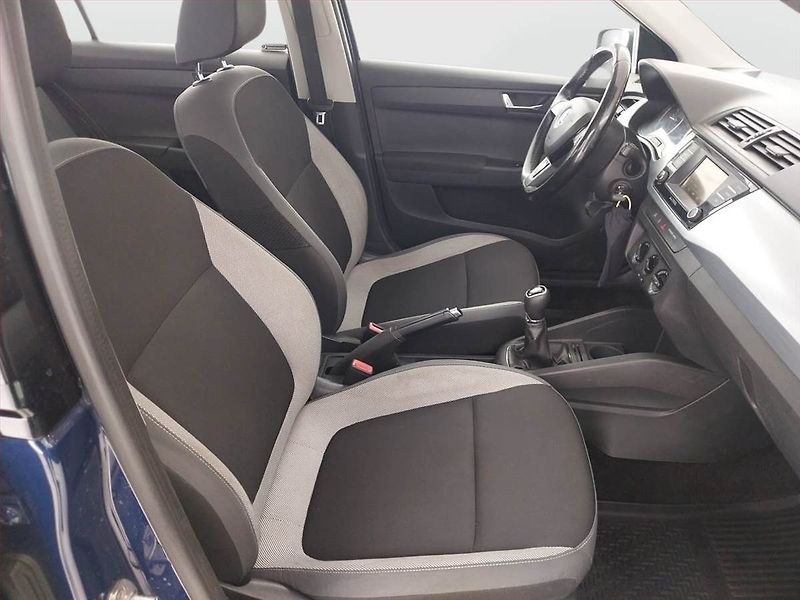 Škoda Fabia (2015) 1.4 TDI, za skvělou cenu - fotka 9 z 15