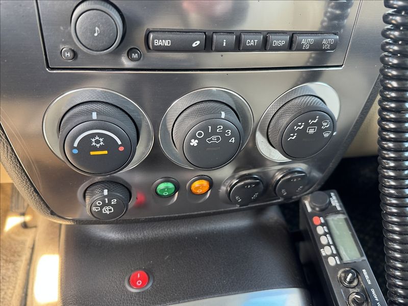 Hummer H3 3,5 AUT KŮŽE 4X4 STAN NAVIJÁK - fotka 16 z 39