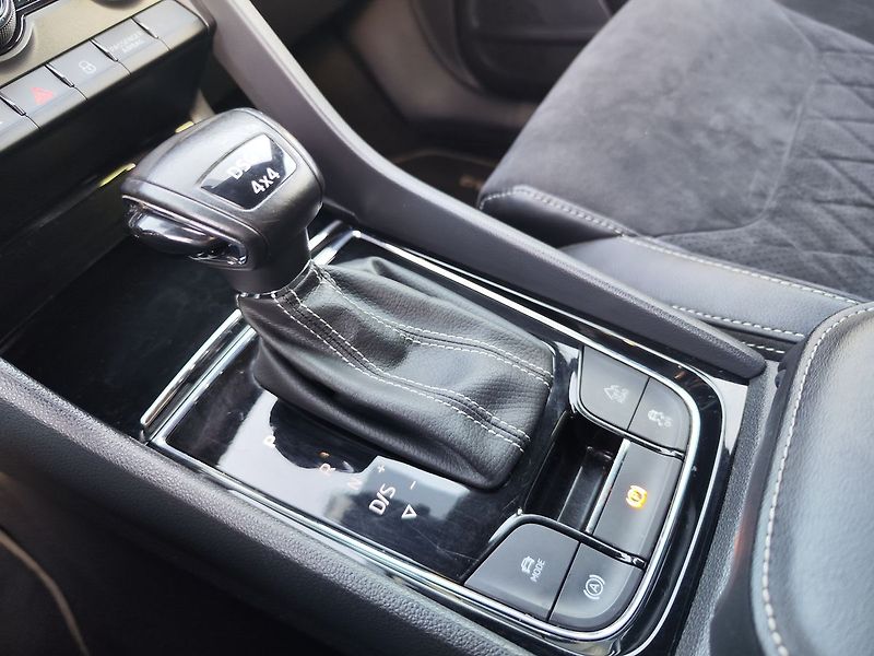 Škoda Kodiaq 2.0 TDI/140kW Sportline DSG 4x - fotka 30 z 39