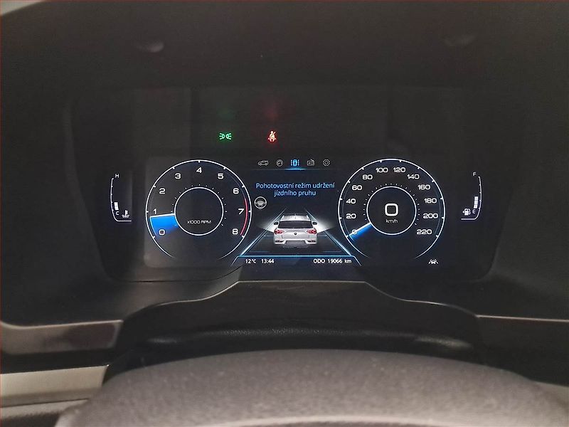 SsangYong Korando (2023) Style 1.5 T-GDI - fotka 11 z 19