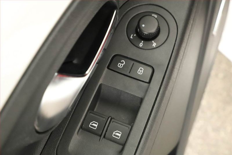 Škoda Citigo (2017) Monte Carlo 1.0 MPI - fotka 9 z 12