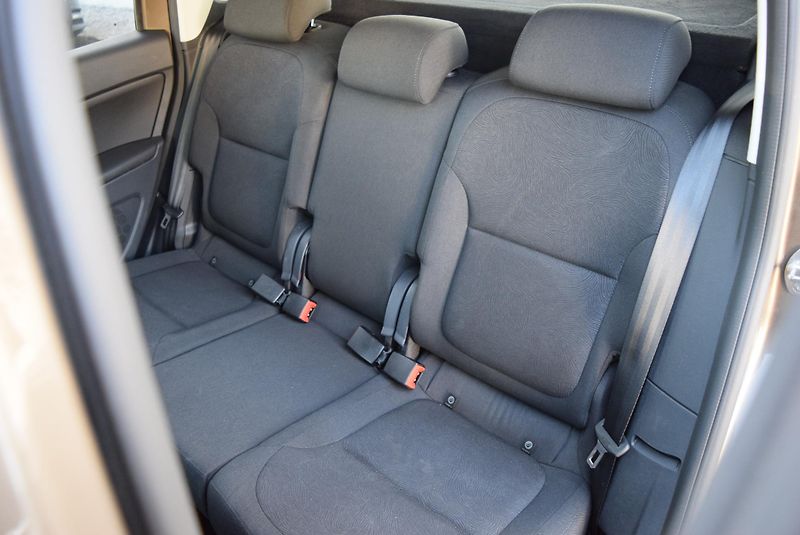 Škoda Yeti (2016) 1.4TSI 92kw AMBITION SMARTLINK - fotka 14 z 49