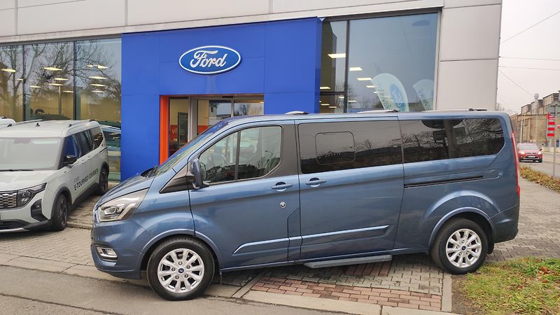 Ford Tourneo Custom (2019) 2,0 TDCi 136kW Aut. 8-Míst - fotka 1 z 26
