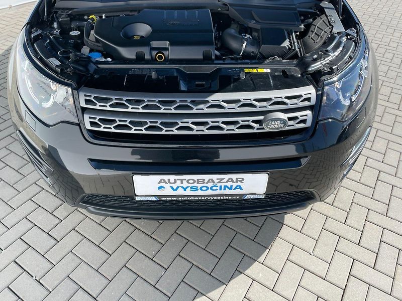 Land Rover Discovery Sport (2017) 2.0Td4 110kW HSE - fotka 10 z 29