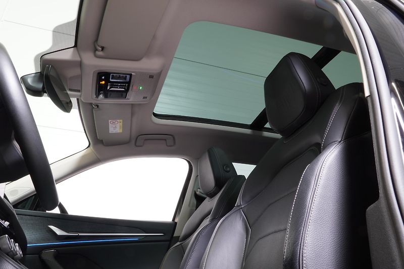 Škoda Kodiaq 2.0TDI Excl.Sel.ČR,1MAJ,7 míst - fotka 21 z 43
