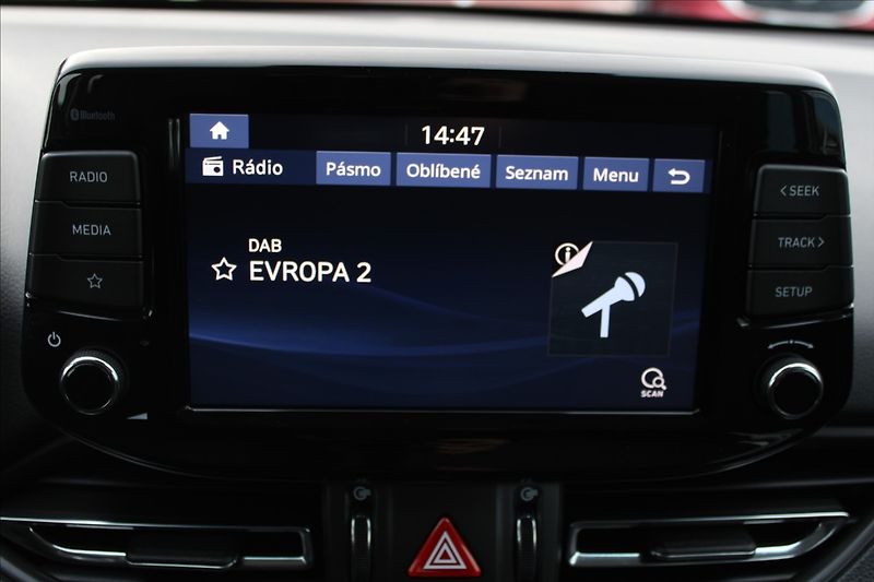 Hyundai i30 1,5 TGDI  1MAJ,AT,SMART,ZÁRUKA - fotka 11 z 41