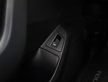 Volkswagen Touareg (2021) 3.0 TDI, 4x4,Automat,V6 TDI - náhled 18