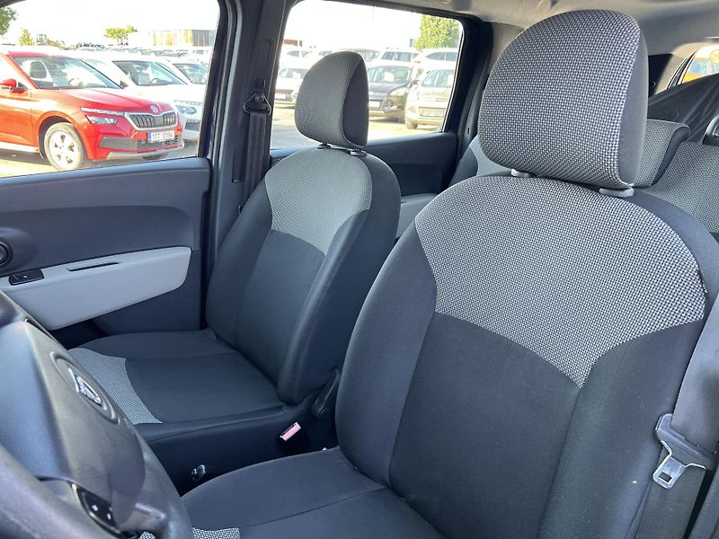 Dacia Lodgy 1.6i LPG 7MÍST TAŽNÉ - fotka 10 z 38