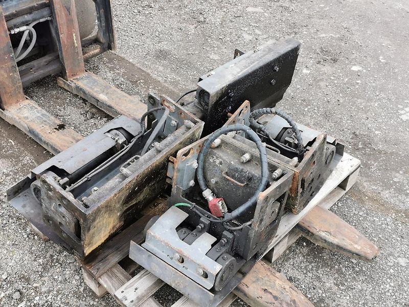 Ostatní VÖGELE Super 800 pás. finišer - fotka 14 z 30