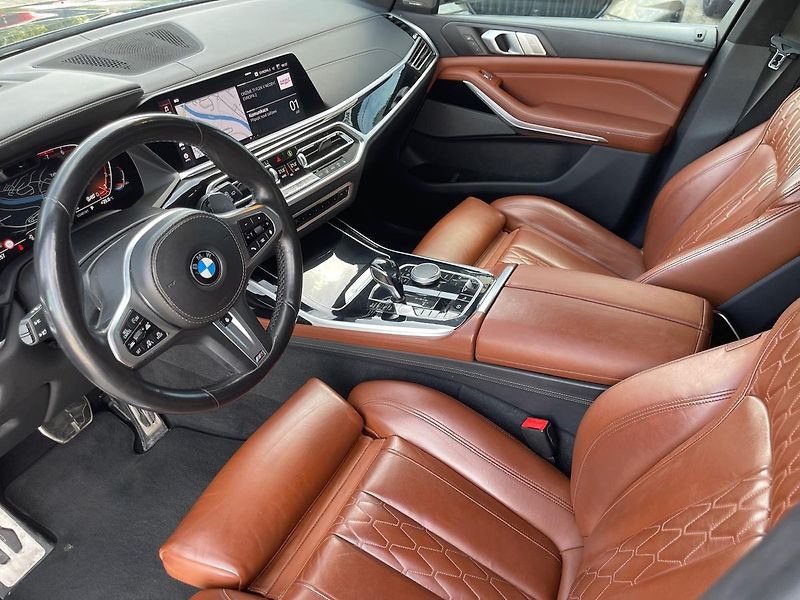 BMW X7 40i M Sport PANO DPH TZ 6 míst - fotka 5 z 26