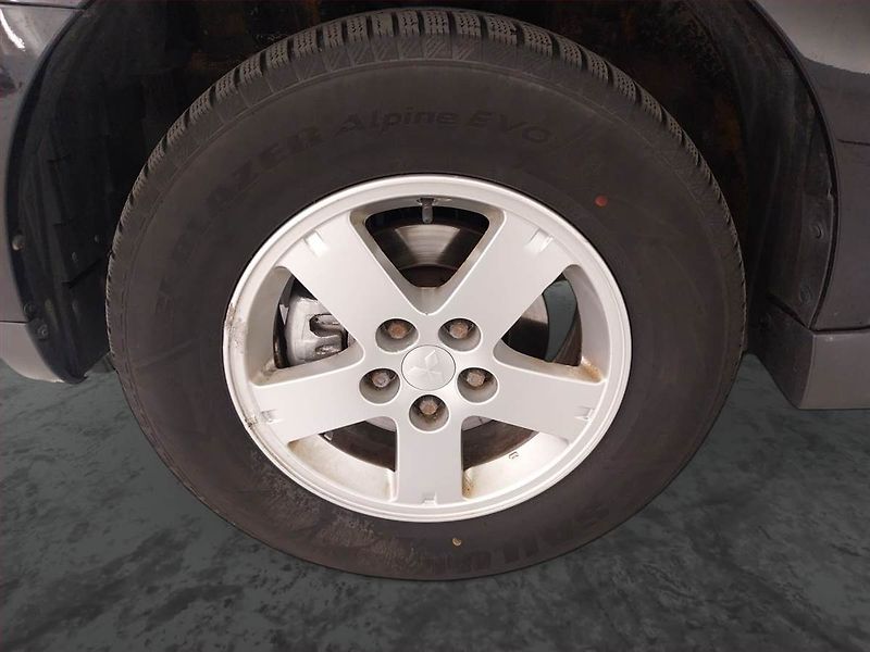 Mitsubishi Outlander (2009) 2.4 MIVEC, LPG, 4X4, Automat - fotka 15 z 21