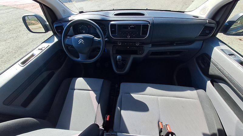 Citroën Jumpy XL 1.5 BlueHDi 120 S&S 9 míst - fotka 15 z 26