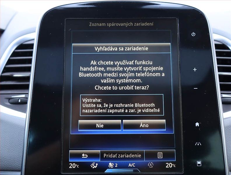Renault Espace (2015) 1.6 dCi, 7 míst, Kůže, Navi - fotka 16 z 31