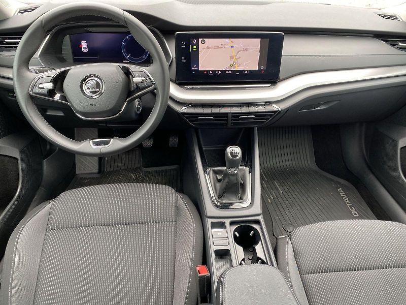 Škoda Octavia (2024) 1.5 TSI Ambition+ - fotka 5 z 34