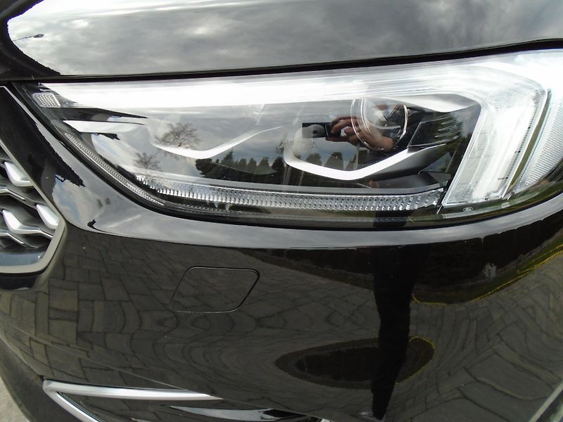 Ford Edge 2,0EcoBlue 175kW 8AT Vignale - fotka 10 z 45