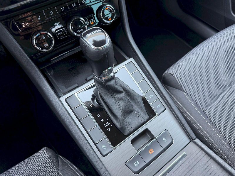 Škoda Superb (2023) 2.0TDI 110kW DSG Style - fotka 28 z 35