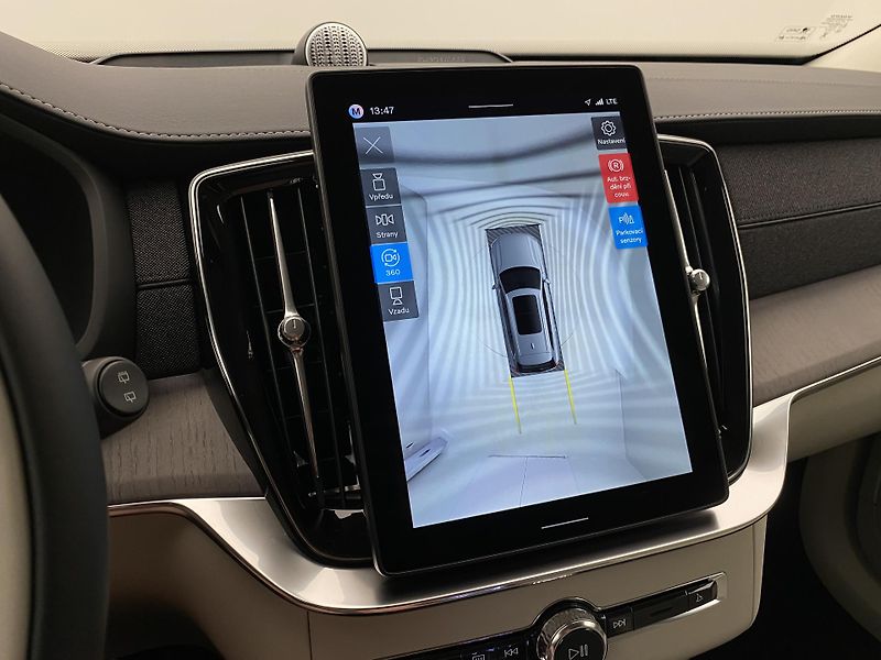 Volvo XC90 (2026) T8 AWD Plug-in BRIGHT PLUS 7m - fotka 68 z 74
