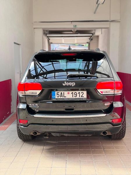 Jeep Grand Cherokee (2016) - fotka 3 z 14