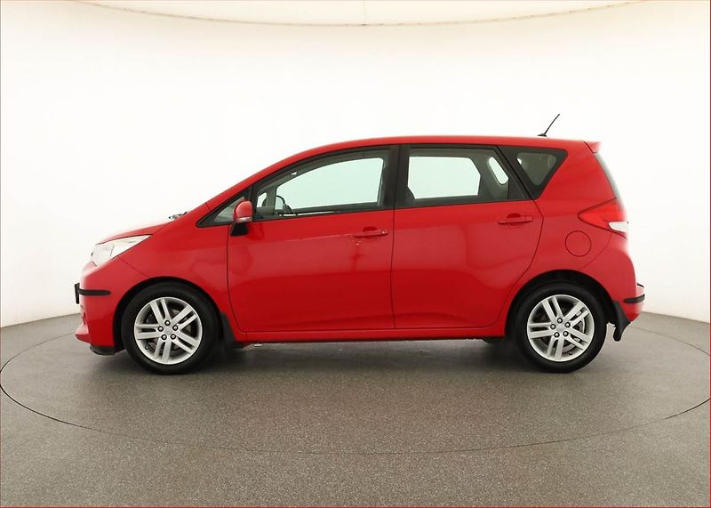 Subaru Trezia (2011) 1.4 D-4D, Serv.kniha, po STK - fotka 3 z 15