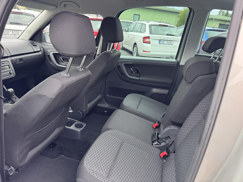 Škoda Roomster 1.2 TSi,197 tis km,2014 - fotka 14 z 18