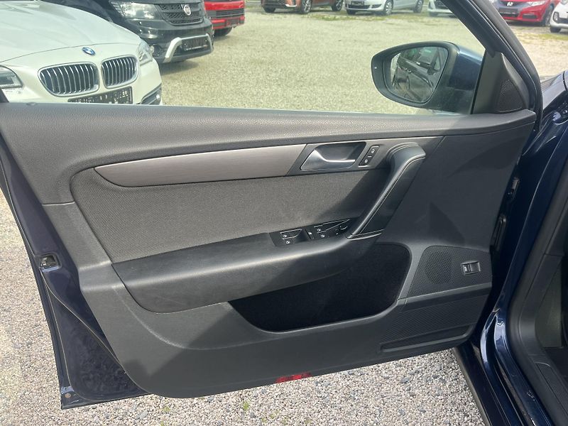 Volkswagen Passat (2013) 1.4TSi 90kw 1.Majitel  - fotka 11 z 21