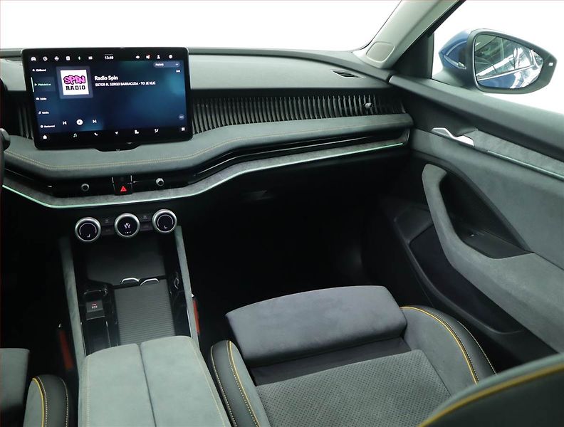Škoda Superb (2024) Selection 1.5 TSI - fotka 8 z 17