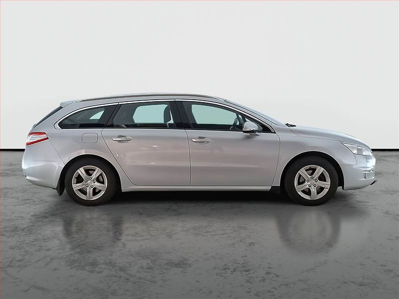 Peugeot 508 (2014) 1.6 HDi, Xenony, Tempomat - fotka 6 z 17