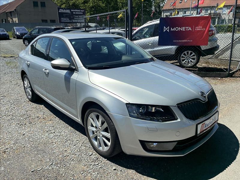 Škoda Octavia 1,4 TSi 103 kw Elegance  Xenon - fotka 8 z 46
