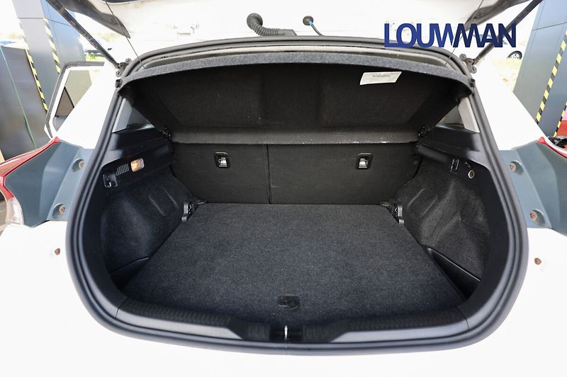 Toyota Auris ACTIVE TREND - fotka 15 z 19