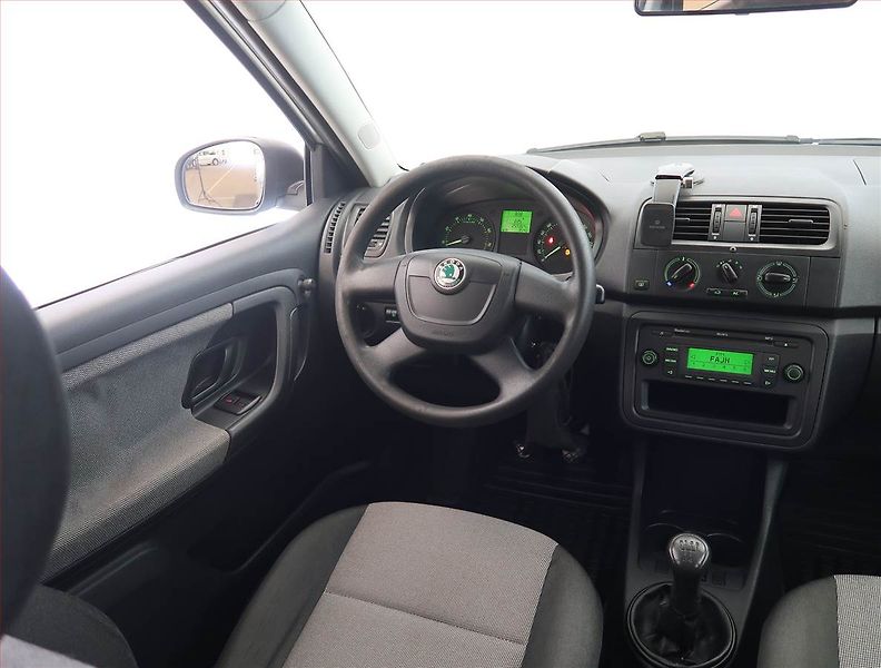 Škoda Fabia (2011) 1.2 TSI, Serv.kniha, po STK - fotka 7 z 15