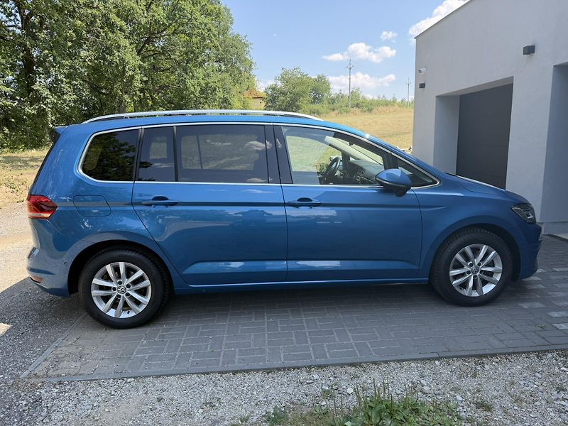 Volkswagen Touran (2018) Highline 1,4 TSI DSG, odpočet - fotka 4 z 37