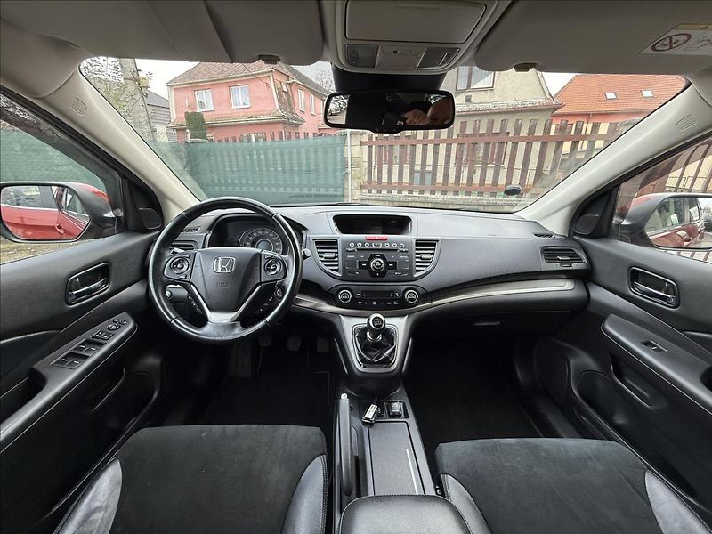Honda CR-V 2,0 4x4 - fotka 15 z 25