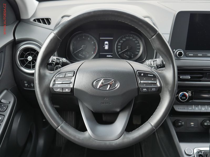 Hyundai Kona (2023) 1.0 T-GDi, 1.maj,ČR, AT, LED - fotka 11 z 24