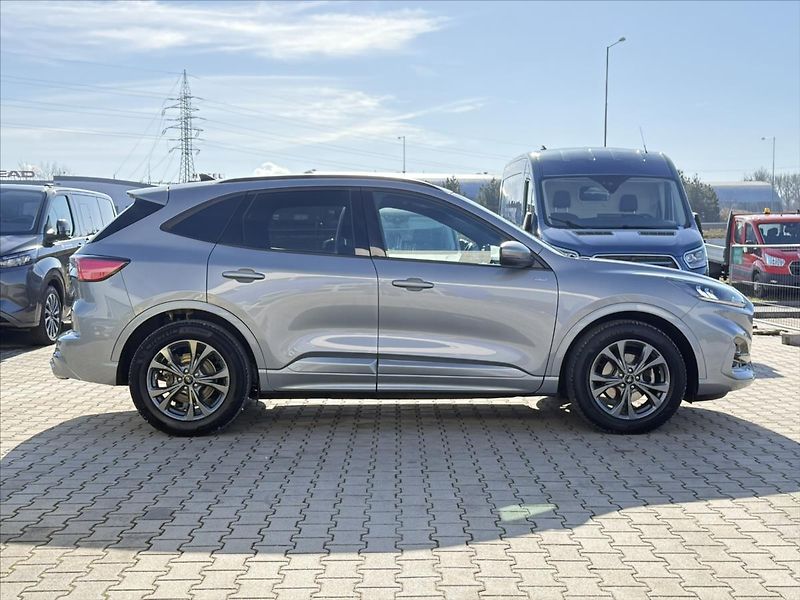 Ford Kuga 2,5 HEV 140kW ST-Line - fotka 6 z 25