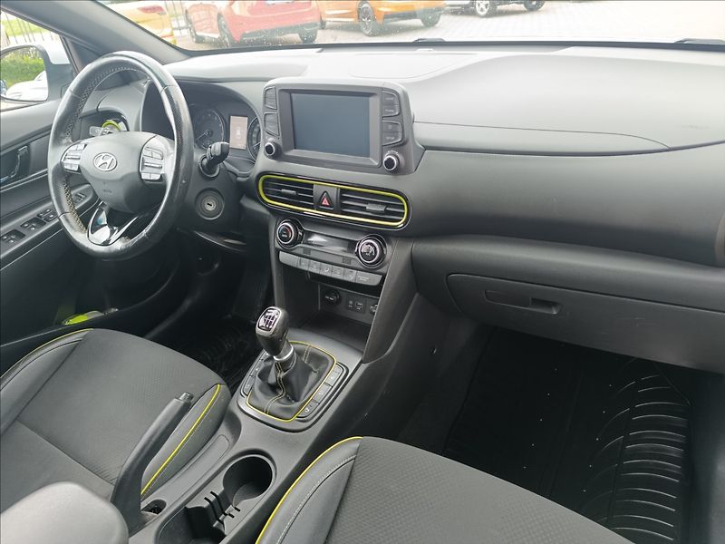 Hyundai Kona 1,0 T-GDi Style - fotka 11 z 20