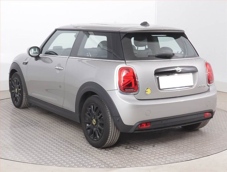Mini Ostatní (2023) Cooper SE 32 kWh, SoH 100% - fotka 4 z 18