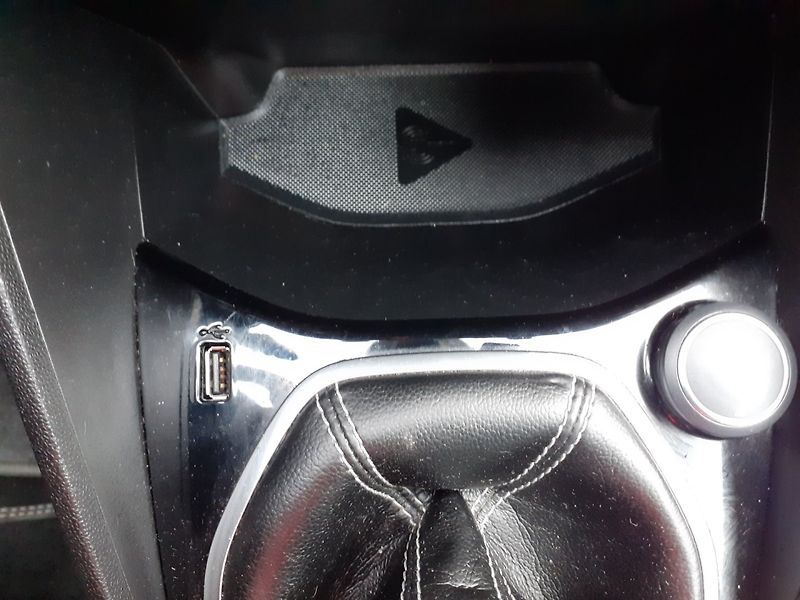 Ford Fiesta (2017) 1.1 I 63 KW - fotka 13 z 29