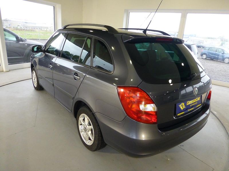Škoda Fabia (2009) 1,6I-77KW***KLIMATIZACE***ALU - fotka 5 z 19